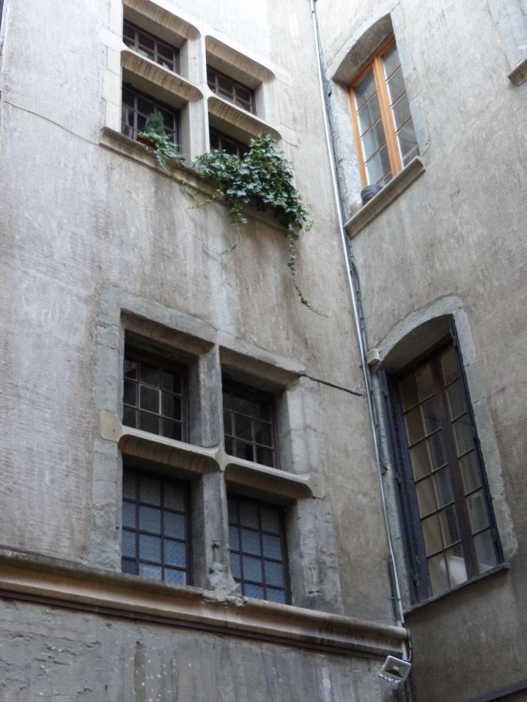 17-13-10-14-79-HotelParticulier